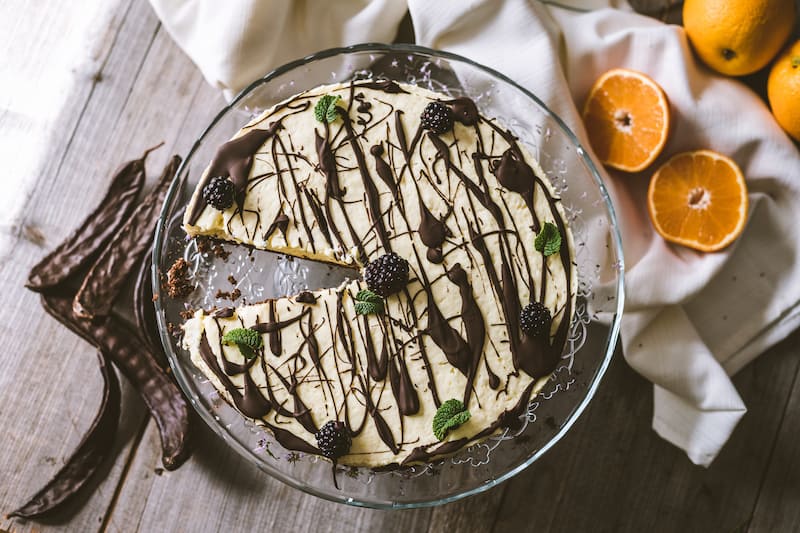 carob cake